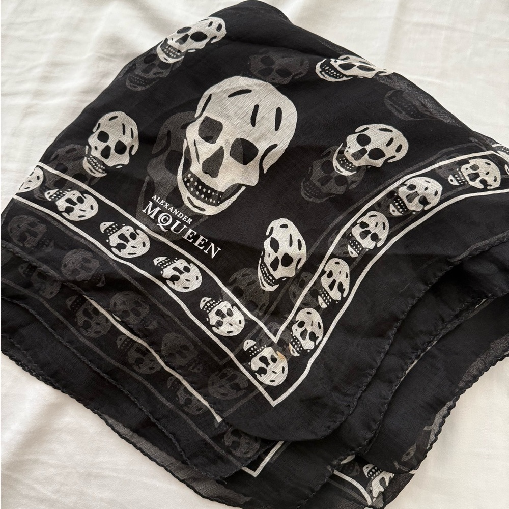 Alexzander Mcqueen Scarves